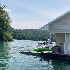 Meet your Posher, Renee